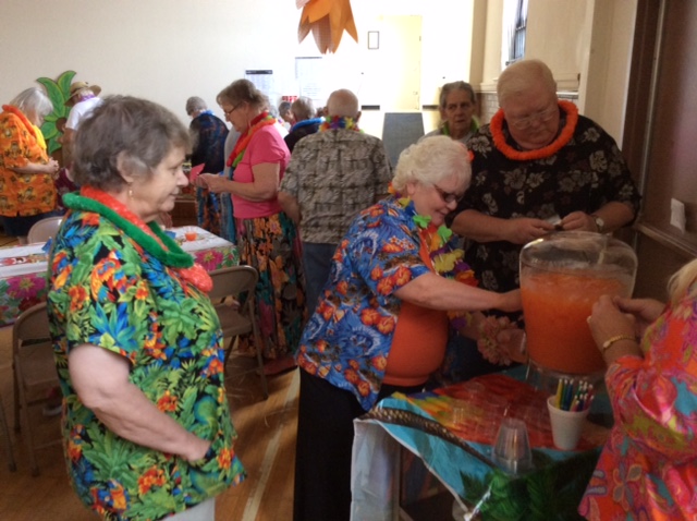 2015 photo luau punch